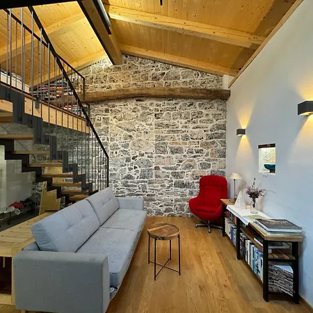 Kobdilj 1835 - Unique In Karst Stone *